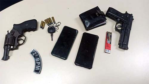 Homens armados são presos após perseguição policial em Murici