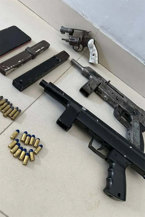 Polícia apreende submetralhadoras com suspeito de planejar crimes para assumir controle do tráfico em Maceió