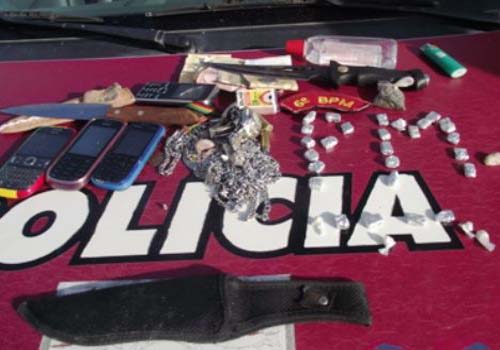 PM 'estoura' boca de fumo em São Luis do Quitunde