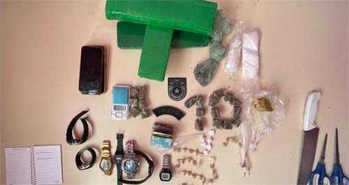 PM apreende 29 armas e quase 40 quilos de drogas em uma semana