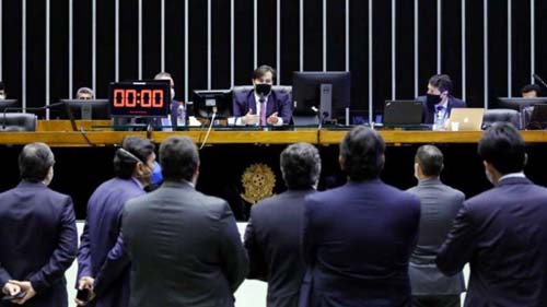 O que pode mudar na educação com o novo Fundeb, aprovado na Câmara