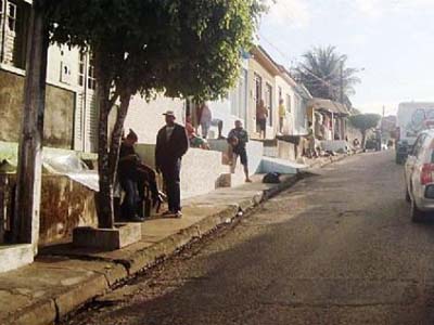 IMLs registram a entrada de 10 corpos vítimas de violência