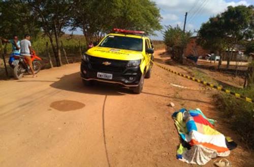 Jovem é executado a tiros em estrada vicinal na zona rural de Arapiraca