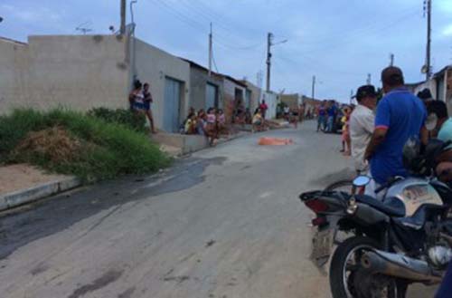 Em Arapiraca adolescente é assassinado após discussão no bairro Canafístula