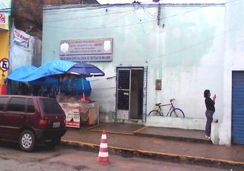 Adolescentes presos por roubo violentam companheiro de cela em Arapiraca