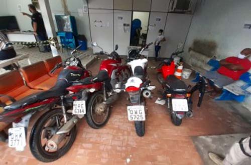 Após denúncia de moto roubada, polícia localiza desmanche de motos em Arapiraca