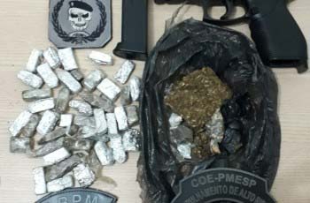 Homem tenta fugir da polícia e acaba detido com drogas em Arapiraca