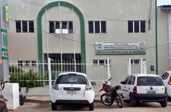 Homem invade residência, tenta estuprar mulher e a agride, em Traipu