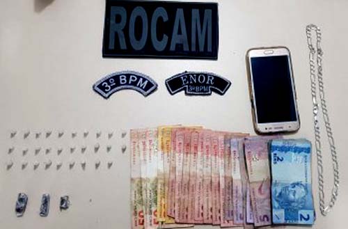 Trio é preso por tráfico de drogas na Canafístula, em Arapiraca