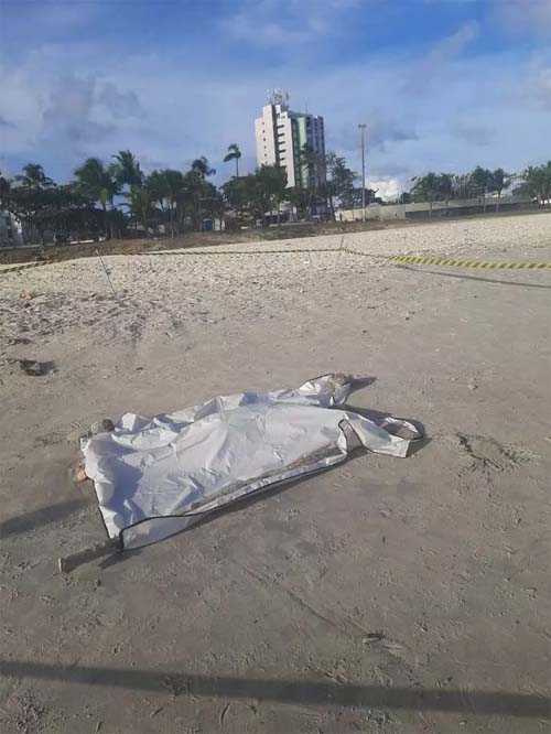 Natural da Argentina, mulher em situação de rua é encontrada morta na Praia da Avenida