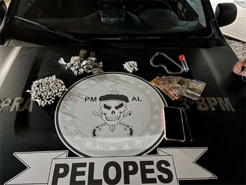 Polícia Militar apreende 23 armas de fogo e mais de 11 kg de drogas em uma semana