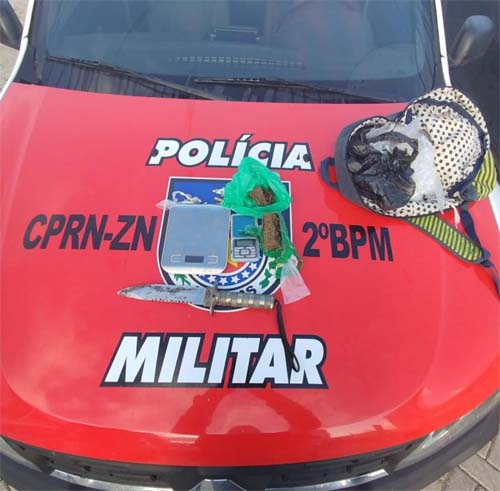 Operação conjunta em Murici prende três suspeitos e apreende drogas e máquinas de jogos de azar