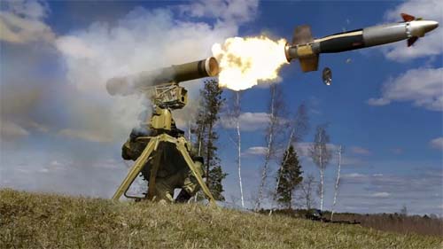 Rússia esvazia armazéns militares e indica perdas elevadas na guerra, segundo analistas