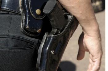 PM afirma que bala perdida que atingiu menino de cinco anos não partiu da polícia