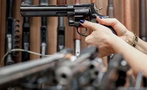 PL das armas pode abastecer organizações criminosas, alerta Sou da Paz