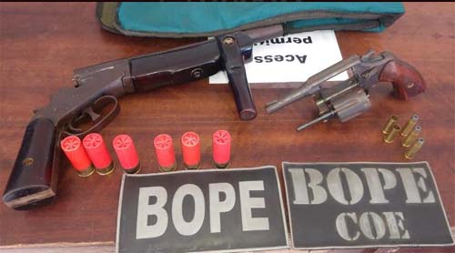 Armas e munições são apreendidas e pessoas são presas durante operação em Arapiraca