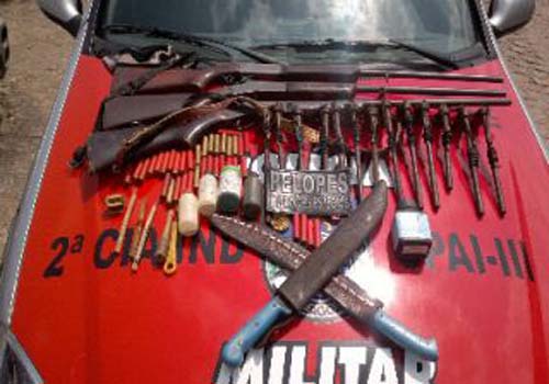 Polícia apreende 16 armas de fogo em Joaquim Gomes