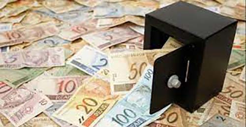 Arrecadação federal cresce 7,25% e bate recorde em agosto