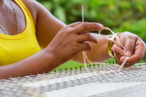 Espaço Alagoas Feita à Mão expõe e comercializa produção artesanal