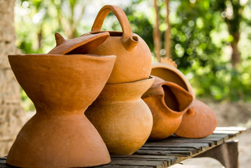 Nova mestre do Registro do Patrimônio Vivo de Alagoas é reconhecida por peças utilitárias