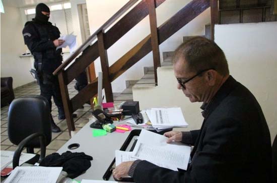 Gaeco cumpre 14 mandados contra acusados de fraudar licitação