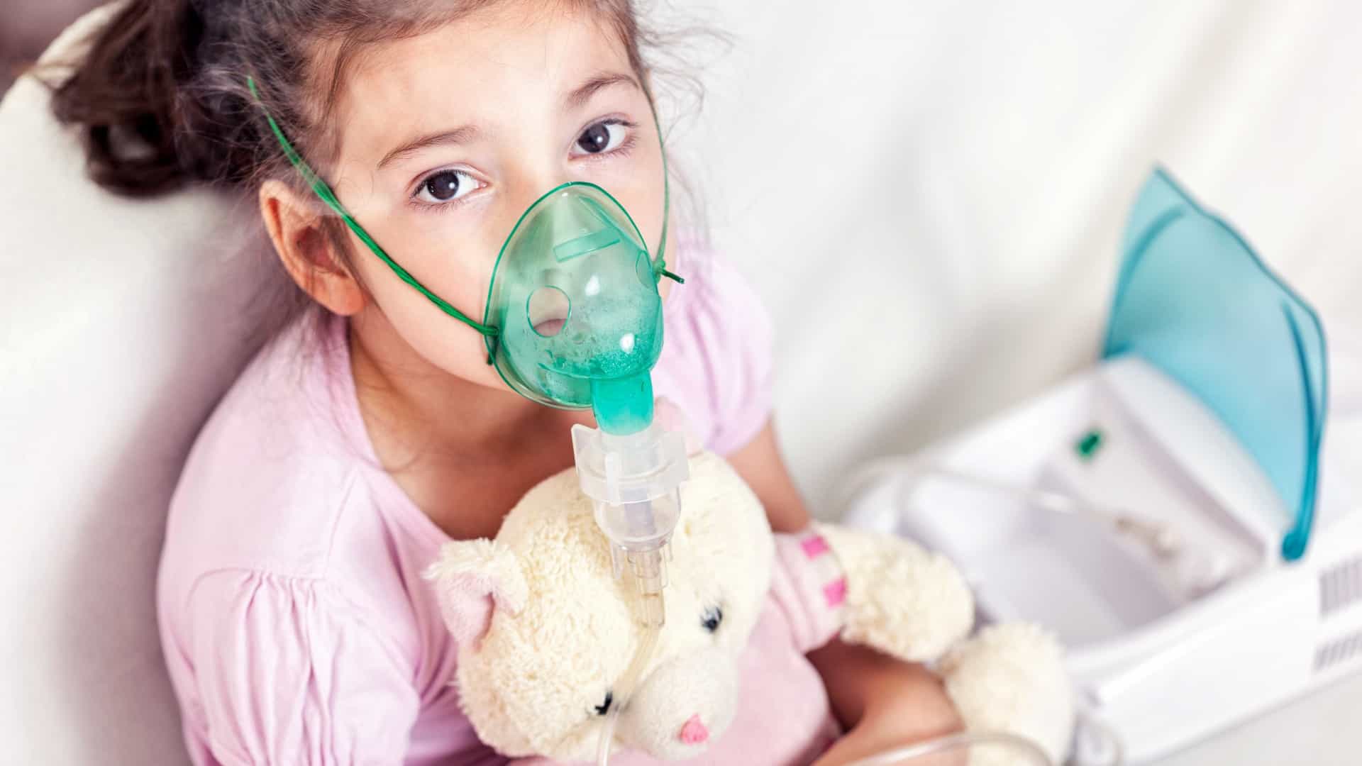 Falta de adesão ou excesso de remédio prejudica controle da asma