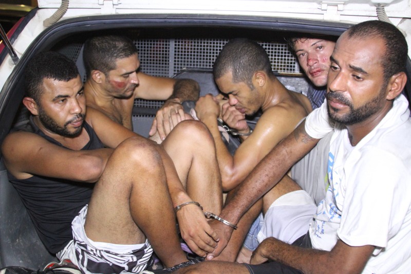 Grupo preso é acusado de assaltos a bancos e Correios em AL, PE e SE