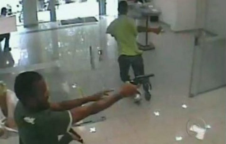 Bandidos roubam R$ 5 mil de lotérica em Messias