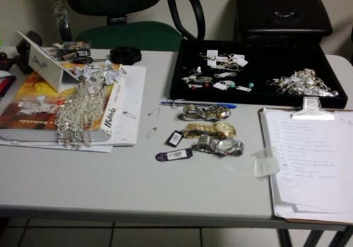 Acusado de assalto à joalheria é preso ao tentar fugir em mototáxi