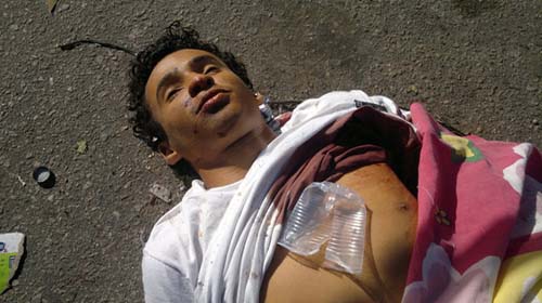 Tiroteio no centro de Murici deixa Sargento PM baleado e assaltante morto