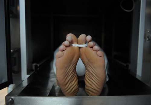 Jovem é morto com tiros na cabeça no bairro do São Jorge, em Maceió