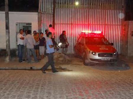 Homem é assassinado dentro de borracharia no Tabuleiro do Martins