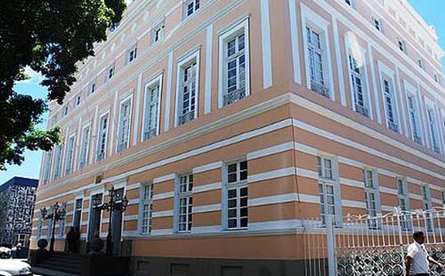 Deputados aprovam pagamento do rateio do Fundeb e remanejamento orçamentário