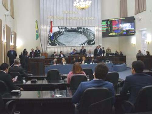 Assembleia aprova, em primeira votação, reajuste de 12% para policiais e bombeiros militares