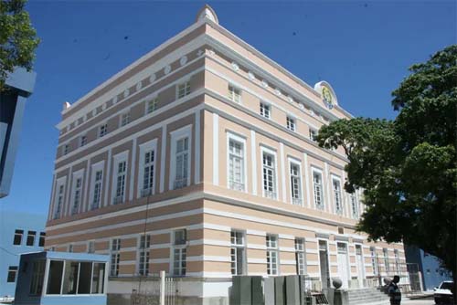 Faltam três meses para Alagoas perder cadeiras na Câmara e na Assembleia Legislativa