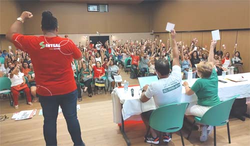 Assembleia define greve geral da Educação municipal de Maceió a partir de 5 de maio