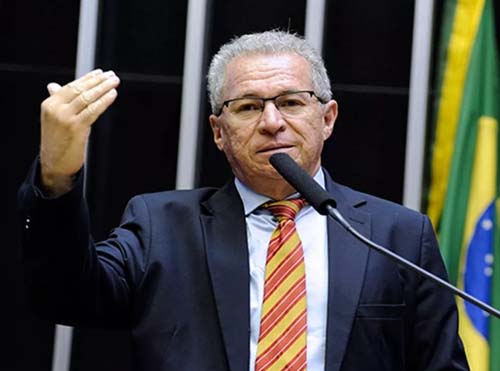 Deputado federal Assis Carvalho (PT-PI) morre após sofrer infarto em Oeiras