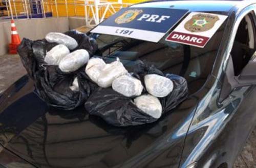 Casal é preso com 20kg de maconha que saiu de Pernambuco para Alagoas