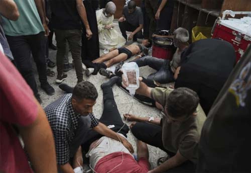 Ataques israelenses deixam pelo menos 74 mortos e dezenas de feridos na Faixa de Gaza