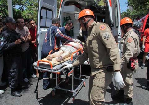 Telefone escondido em calcinha toca durante remoção de cadáver em Maceió 