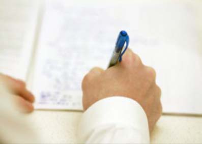 Médico atesta óbito de paciente viva no RJ; governo investiga 