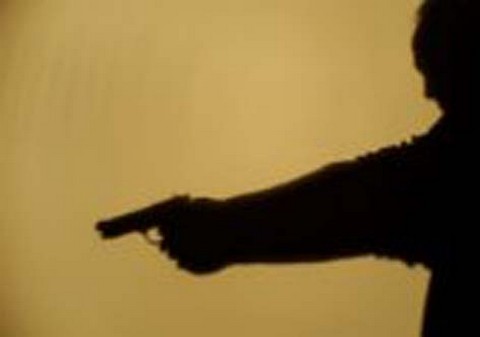 Homem é executado com mais de 10 tiros de pistola