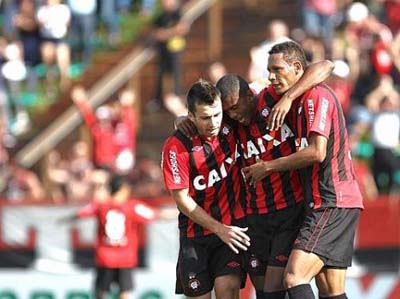 CRB sofre nova goleada diante do Atlético-PR