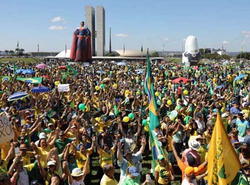 Atos pró-Bolsonaro no domingo (30) estão marcados para todas as capitais