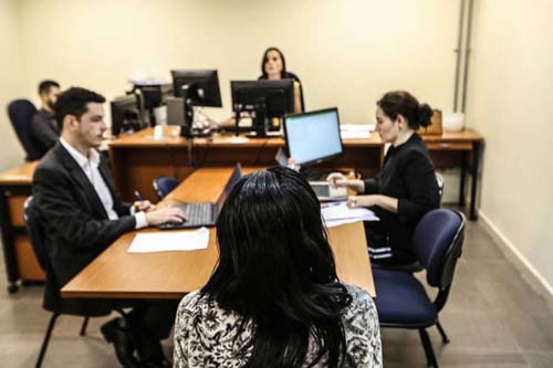 Taxa de presos provisórios no Brasil cai com avanço das audiências de custódia