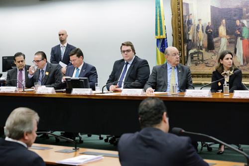 Reforma tributária pode representar aumento de 10% no PIB, diz economista