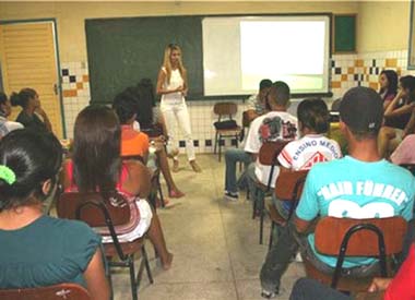 Matrículas para alunos novatos começam na segunda-feira