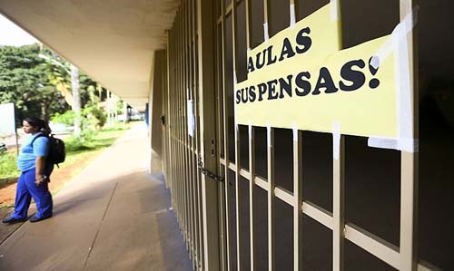 Com provas nos dias 17 e 24, Enem escancara desigualdade no ensino e abandono do MEC