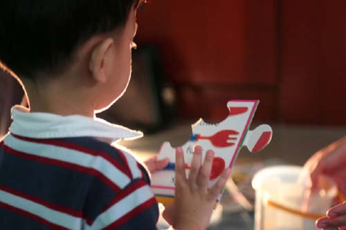 Características do autismo são perceptíveis nos primeiros anos de vida