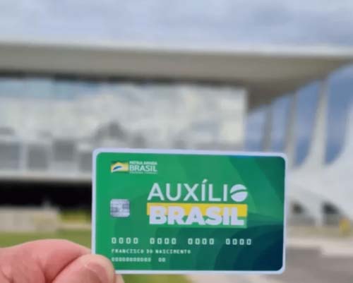 Auxílio Brasil beneficia em 2022 mais de 18 mil famílias em Maceió